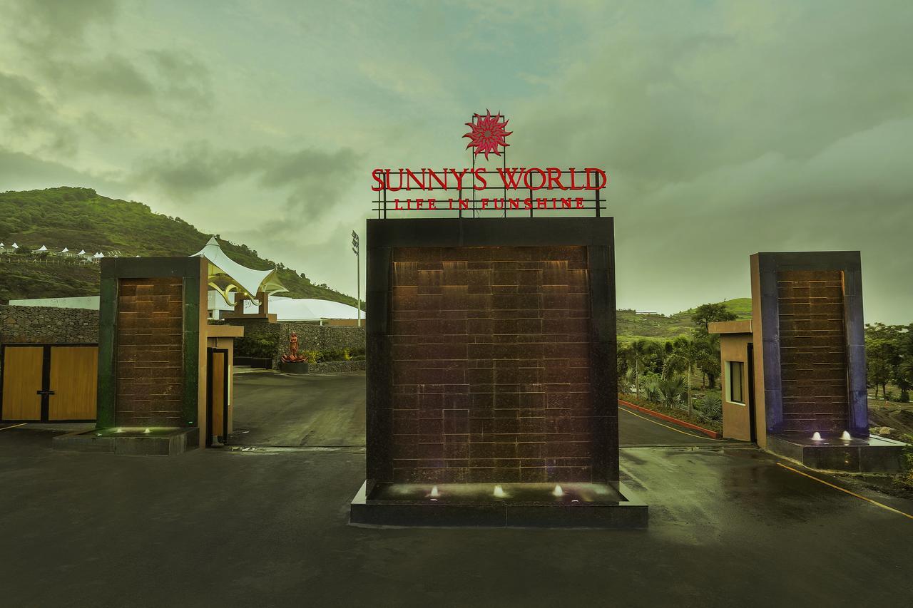 Sunnys World Hotel Pune Ngoại thất bức ảnh