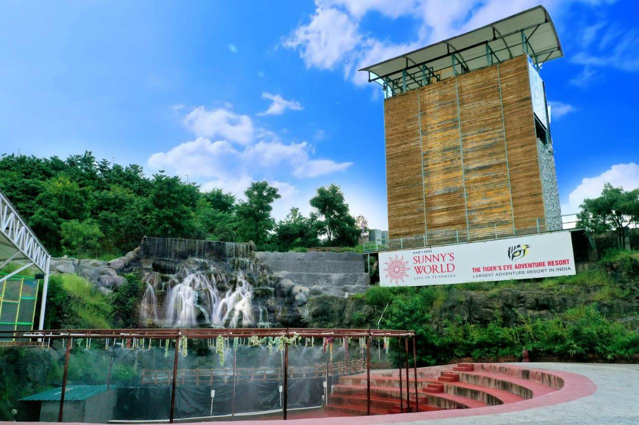 Sunnys World Hotel Pune Ngoại thất bức ảnh