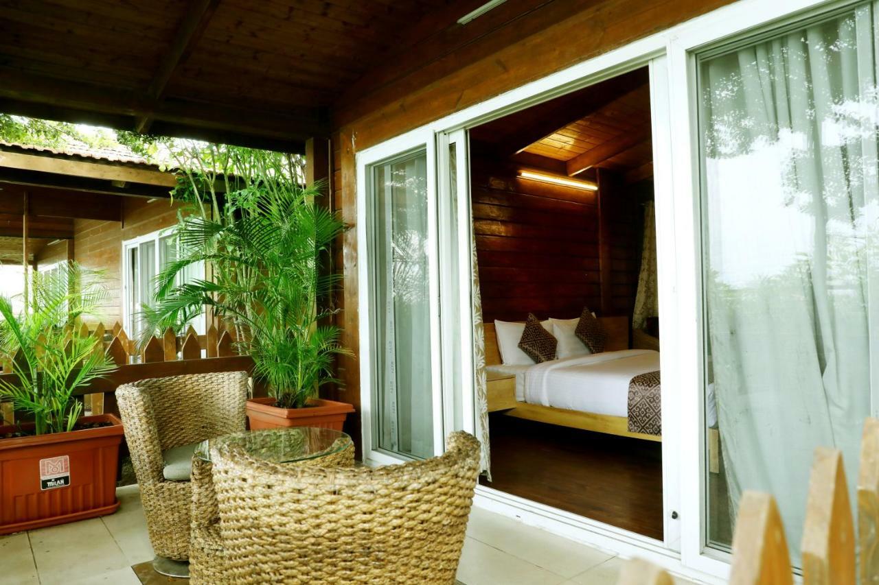 Sunnys World Hotel Pune Ngoại thất bức ảnh