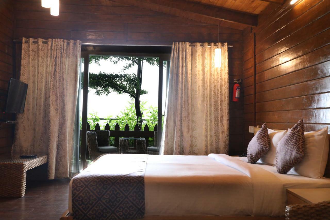 Sunnys World Hotel Pune Ngoại thất bức ảnh