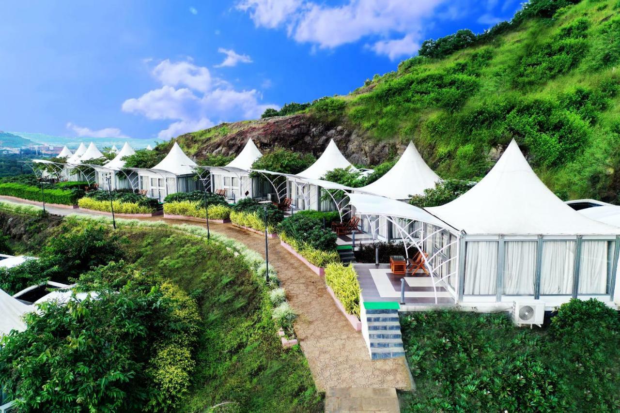 Sunnys World Hotel Pune Ngoại thất bức ảnh