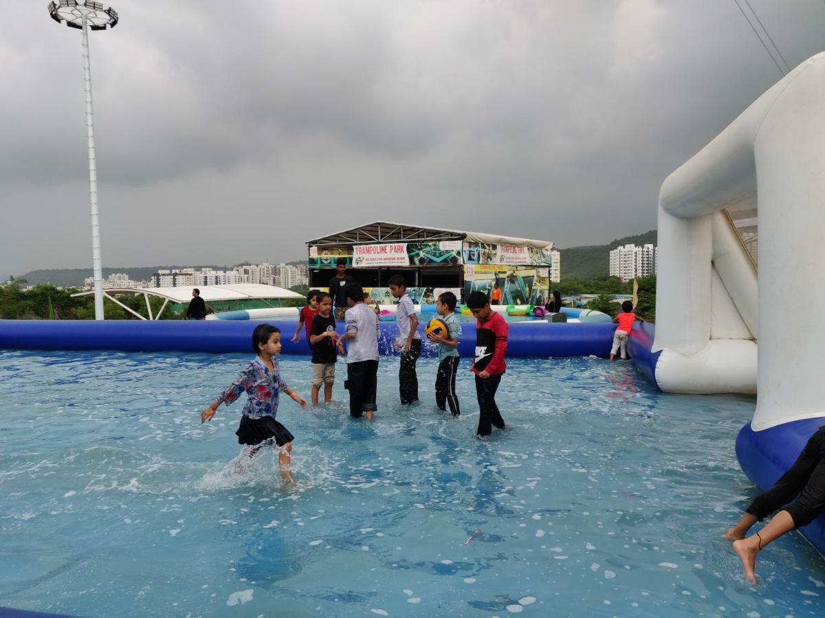 Sunnys World Hotel Pune Ngoại thất bức ảnh
