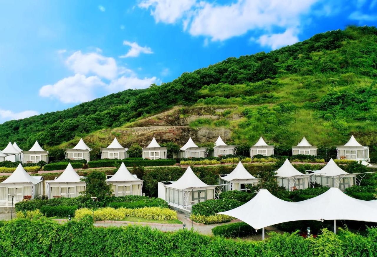 Sunnys World Hotel Pune Ngoại thất bức ảnh